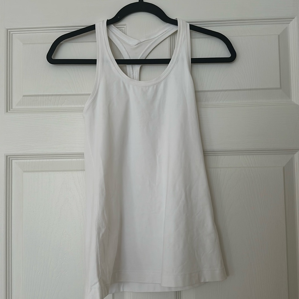 Lululemon tank